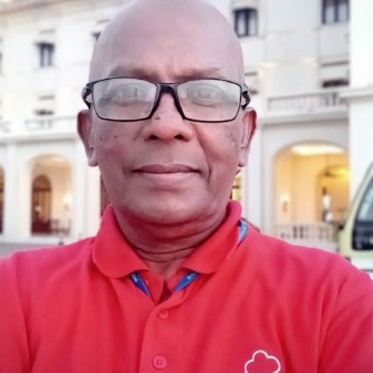 Bild unserer Reiseleitung Ananda Malasekara