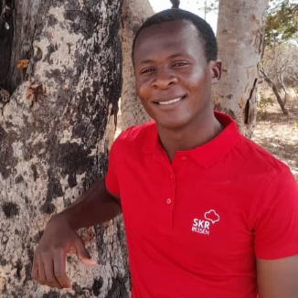 Bild unserer Reiseleitung Lucky Silungwe