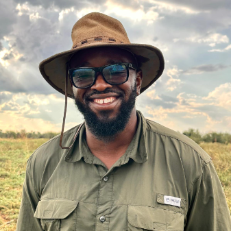 Bild unserer Reiseleitung Robert Mbwando