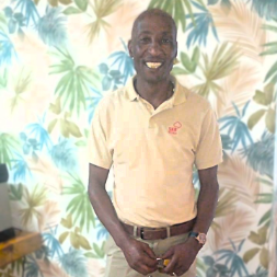 Bild unserer Reiseleitung Bayethe Maninjwa