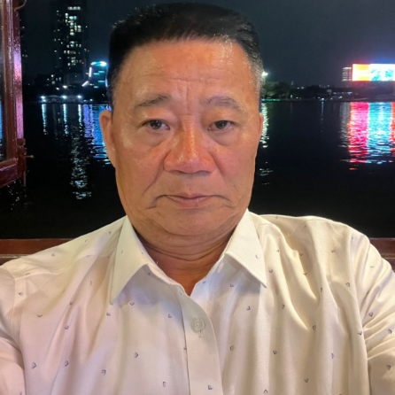 Bild unserer Reiseleitung Trong Huyen Nguyen