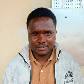 Bild unserer Reiseleitung Hamidu Shoo